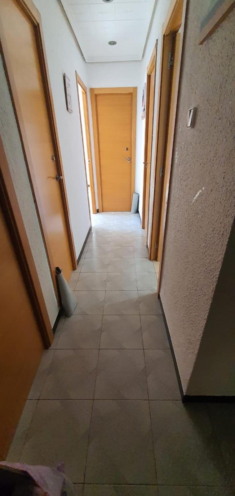 Matrimonio Tranquila En Vivienda Compartida Valencia