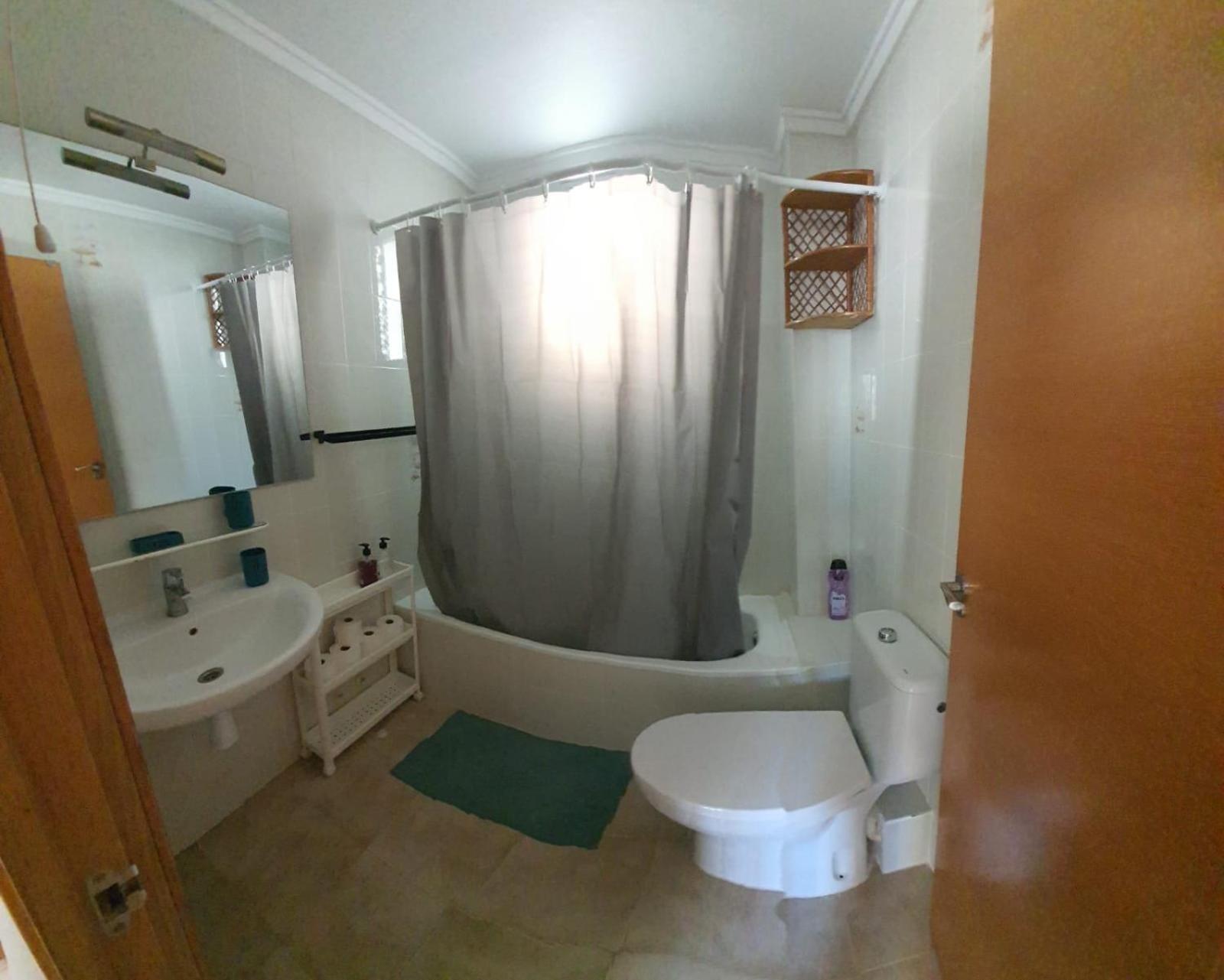 Matrimonio Tranquila En Vivienda Compartida Valencia